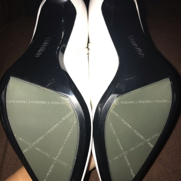 Calvin Klein white booties - Picture 3 of 5
